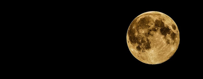 Full Moon Necklace